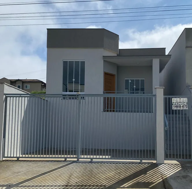 Foto 1 de Casa com 3 Quartos à venda, 98m² em Parque Ipiranga II, Resende