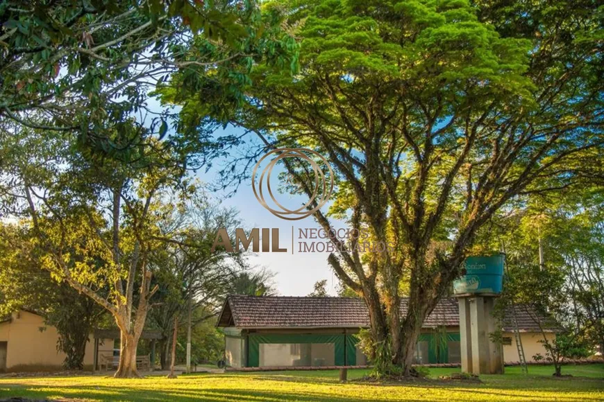 Foto 1 de Fazenda/Sítio com 1 Quarto para alugar, 230m² em Borda da Mata, Caçapava