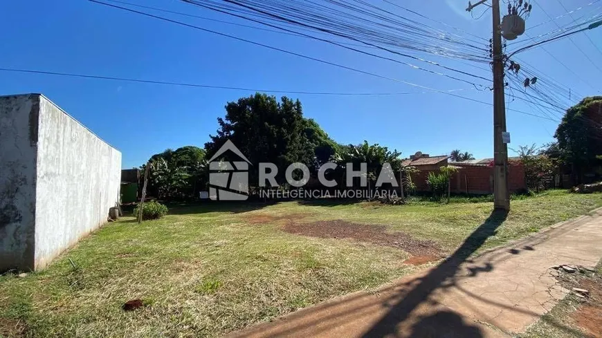 Foto 1 de Lote/Terreno à venda, 360m² em Vila Santa Luzia, Campo Grande