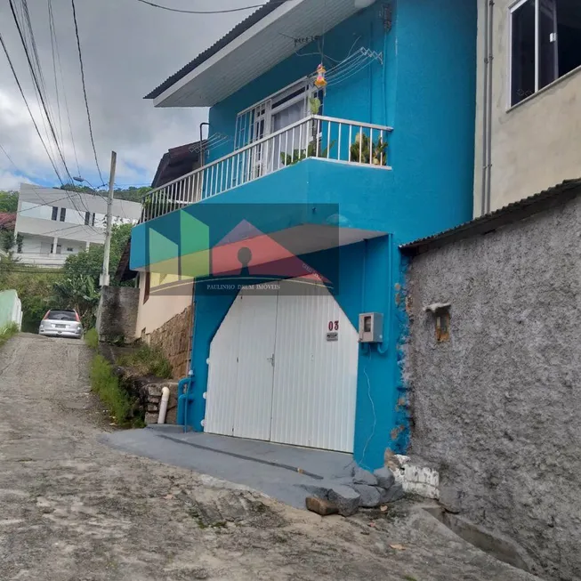 Foto 1 de Casa com 2 Quartos à venda, 69m² em Saco Grande, Florianópolis