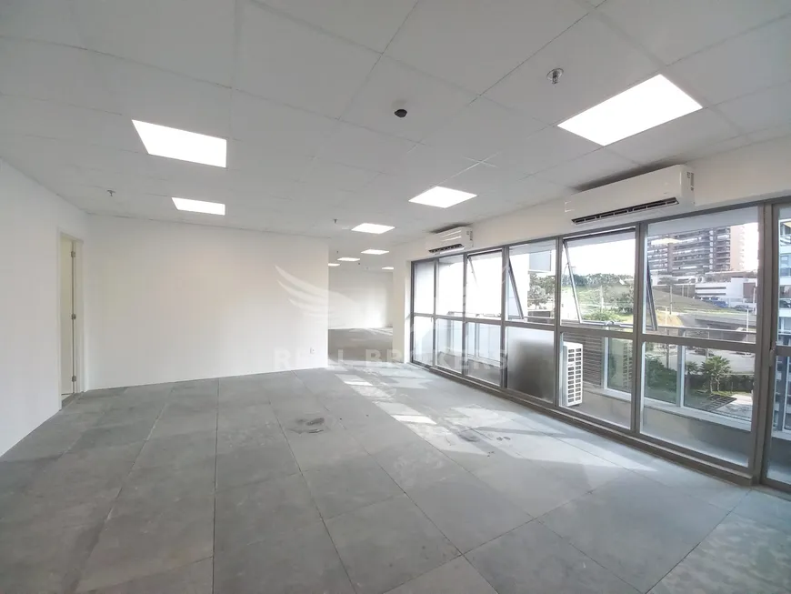 Foto 1 de Sala Comercial para alugar, 107m² em Alphaville, Barueri