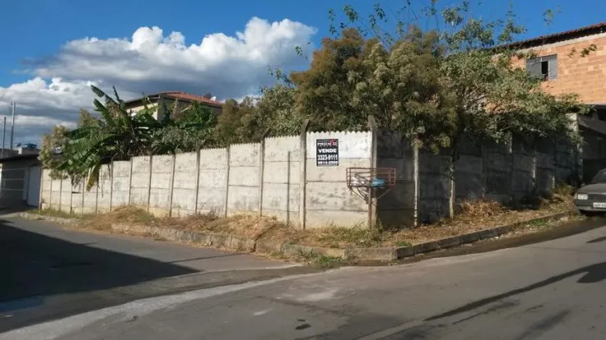 Foto 1 de Lote/Terreno à venda, 250m² em Jardim Montese, São João Del Rei