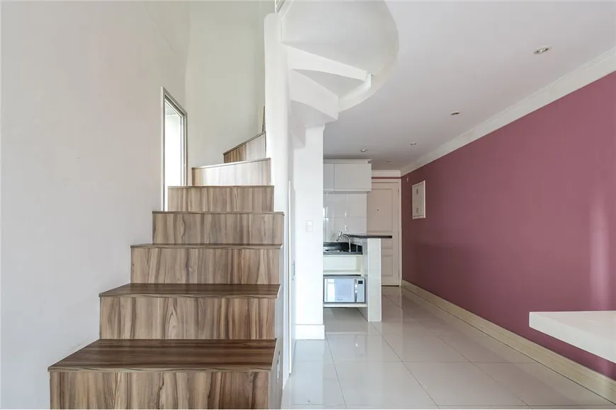 Foto 1 de Apartamento com 1 Quarto à venda, 74m² em Vila Mariana, São Paulo