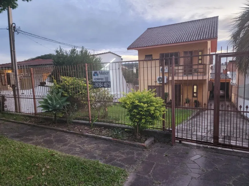 Foto 1 de Casa com 3 Quartos à venda, 151m² em Cavalhada, Porto Alegre