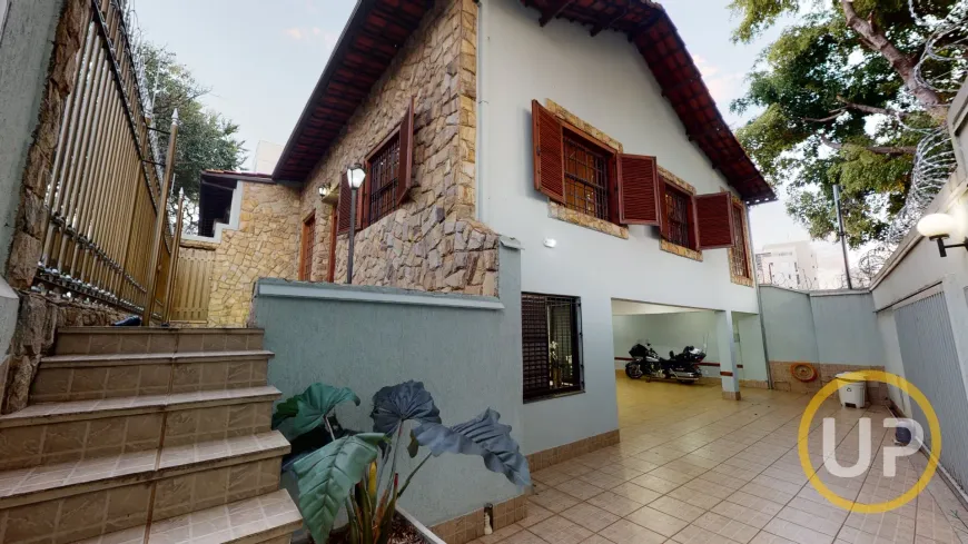 Foto 1 de Casa com 4 Quartos à venda, 290m² em Dona Clara, Belo Horizonte