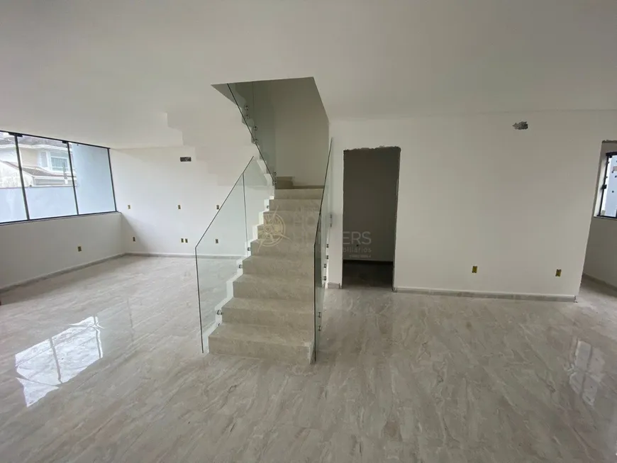 Foto 1 de Casa com 3 Quartos à venda, 106m² em Jardim Sofia, Joinville