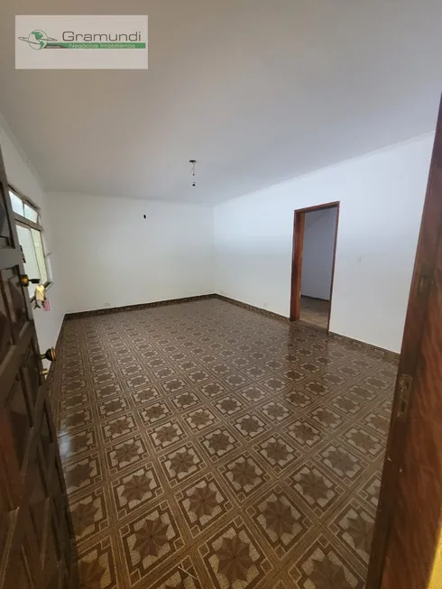 Foto 1 de Sobrado com 4 Quartos à venda, 230m² em Vila Santo Estéfano, São Paulo