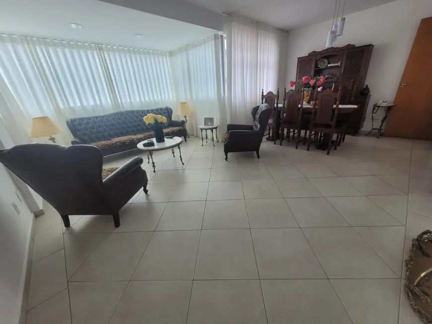 Foto 1 de Apartamento com 3 Quartos para alugar, 140m² em Estoril, Belo Horizonte