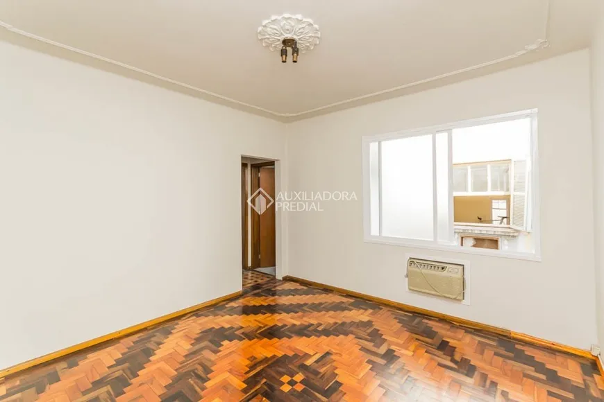 Foto 1 de Apartamento com 2 Quartos para alugar, 63m² em Menino Deus, Porto Alegre