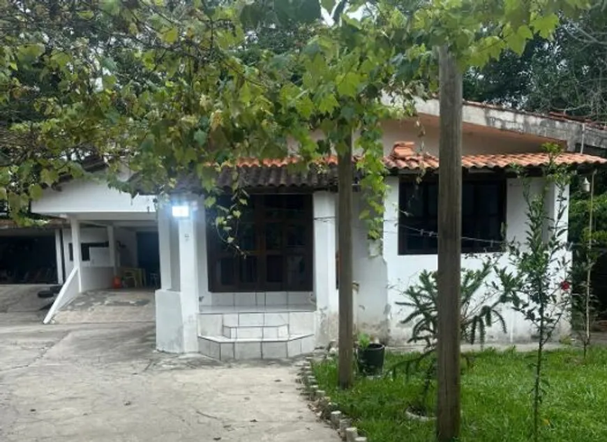 Foto 1 de Casa com 5 Quartos à venda, 250m² em Ratones, Florianópolis