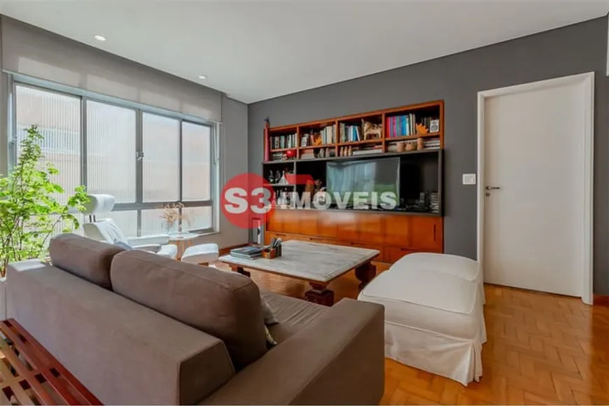 Foto 1 de Apartamento com 3 Quartos à venda, 212m² em Bela Vista, São Paulo