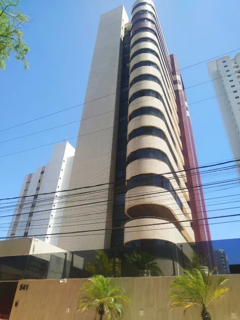 Foto 1 de Apartamento com 4 Quartos à venda, 270m² em Petrópolis, Natal