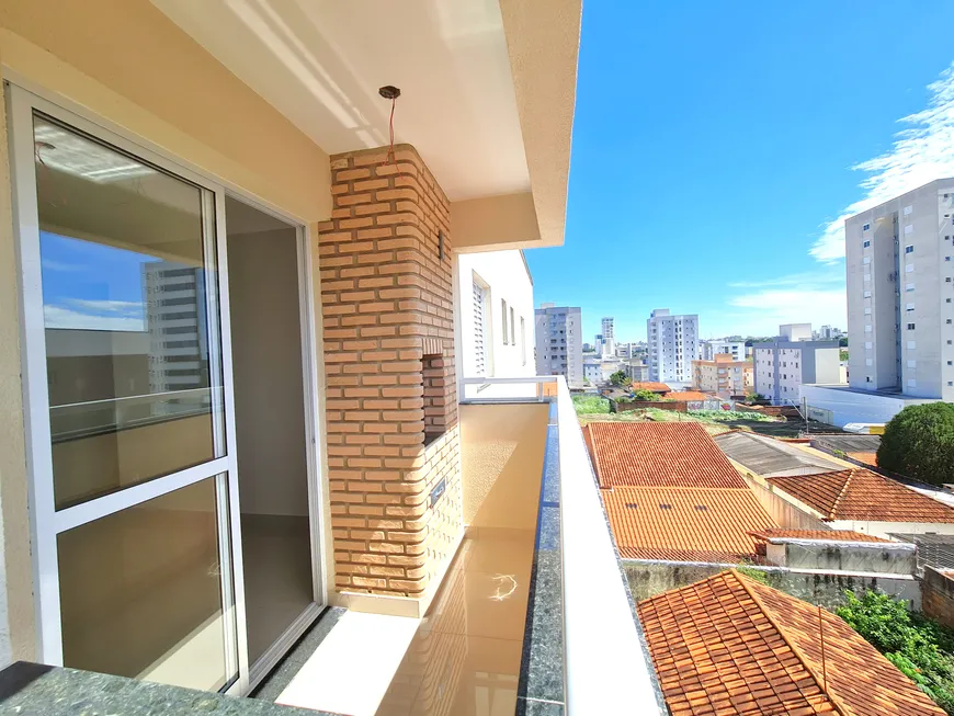 Foto 1 de Apartamento com 2 Quartos à venda, 62m² em Santa Mônica, Uberlândia