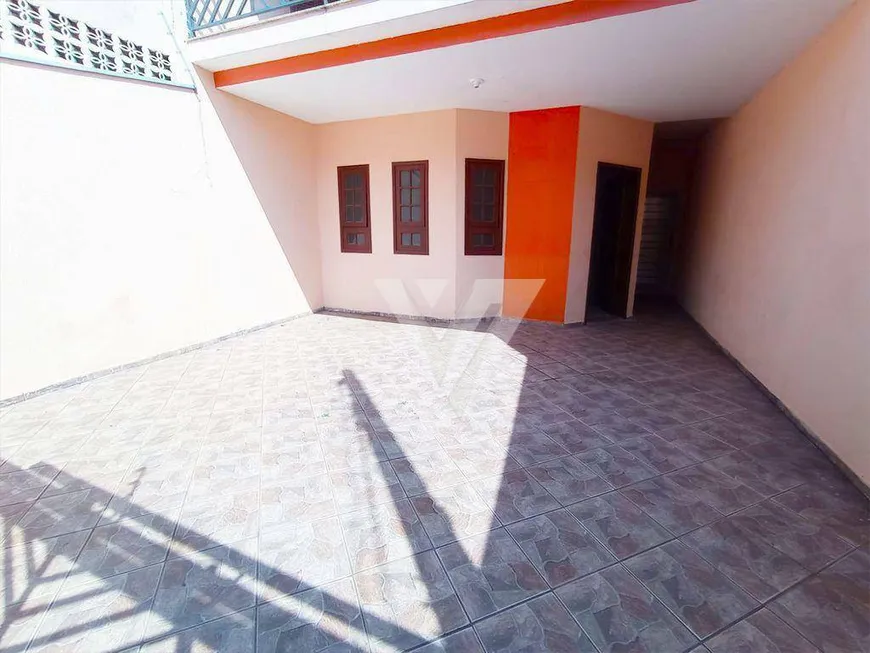 Foto 1 de Casa com 3 Quartos à venda, 180m² em Jardim Simus, Sorocaba