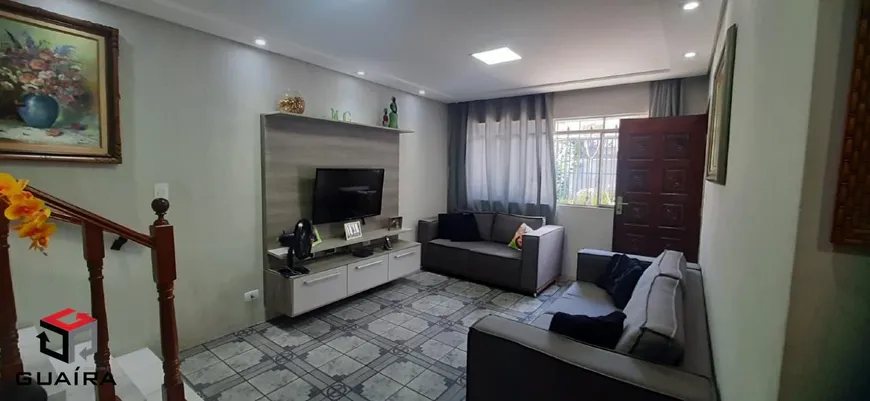 Foto 1 de Sobrado com 3 Quartos à venda, 208m² em Parque Jacatuba, Santo André