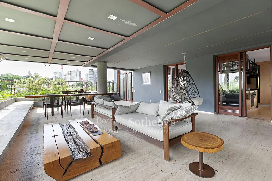 Foto 1 de Apartamento com 3 Quartos à venda, 270m² em Jardim Das Bandeiras, São Paulo