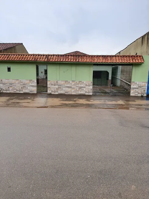 Foto 1 de Casa com 4 Quartos à venda, 230m² em Nova Floresta, Porto Velho