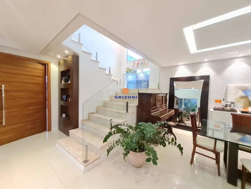 Foto 1 de Casa de Condomínio com 3 Quartos à venda, 340m² em Residencial Lago Sul, Bauru
