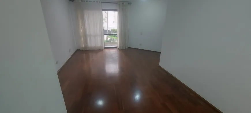 Foto 1 de Apartamento com 3 Quartos para alugar, 74m² em Morumbi, São Paulo