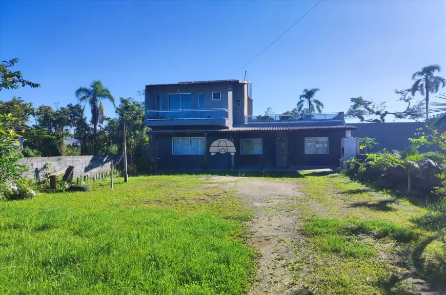 Foto 1 de Sobrado com 3 Quartos à venda, 126m² em Barra do Sai, Itapoá