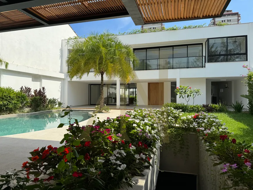 Foto 1 de Casa com 4 Quartos à venda, 531m² em Barra da Tijuca, Rio de Janeiro