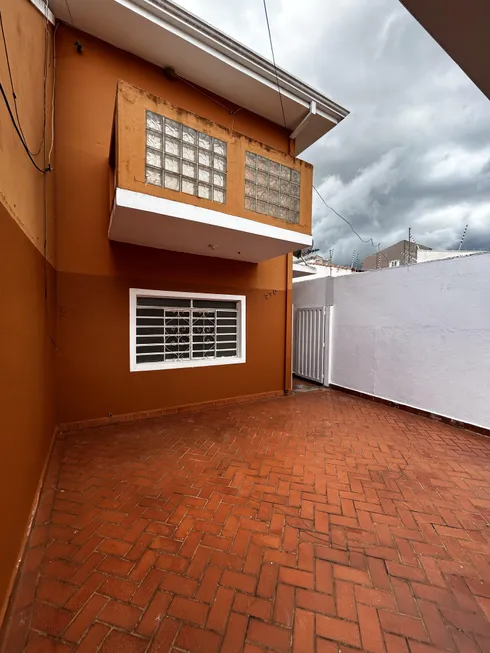 Foto 1 de Sobrado com 3 Quartos à venda, 140m² em Planalto Verde I, Ribeirão Preto