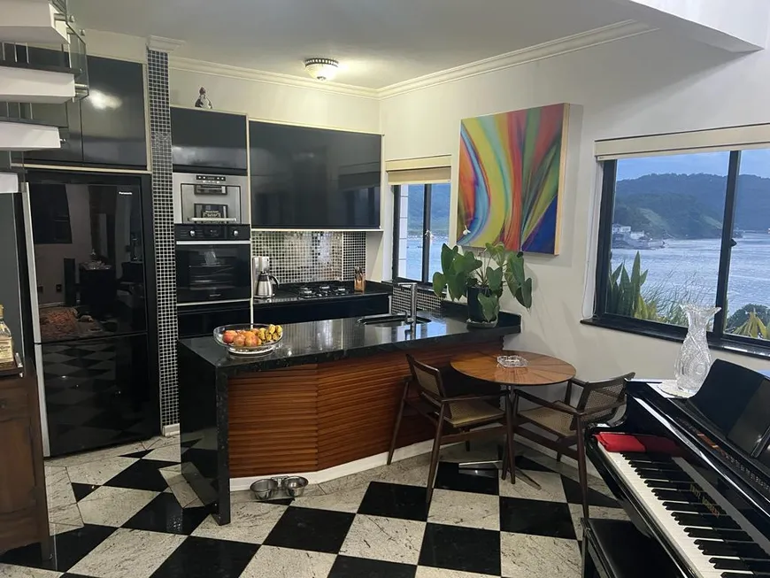 Foto 1 de Apartamento com 2 Quartos à venda, 86m² em Ponta da Praia, Santos