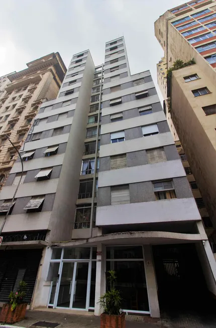 Foto 1 de Apartamento com 2 Quartos à venda, 80m² em Bela Vista, São Paulo