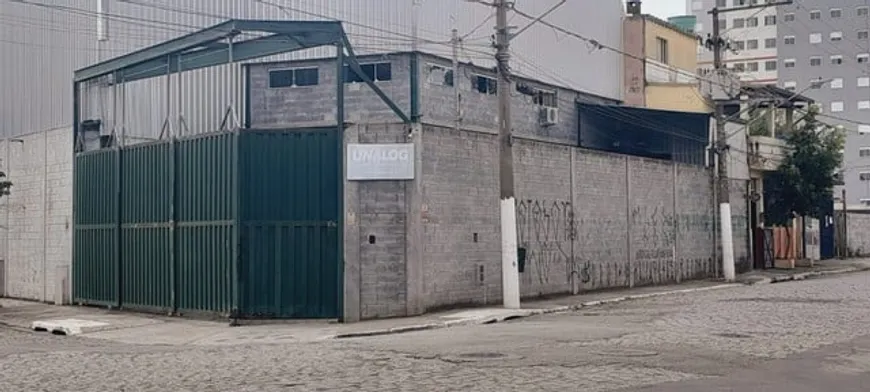 Foto 1 de Galpão/Depósito/Armazém com 1 Quarto à venda, 600m² em Penha, São Paulo
