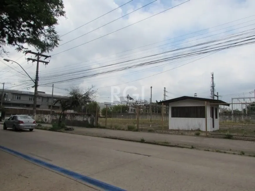 Foto 1 de Lote/Terreno à venda, 1699m² em Navegantes, Porto Alegre