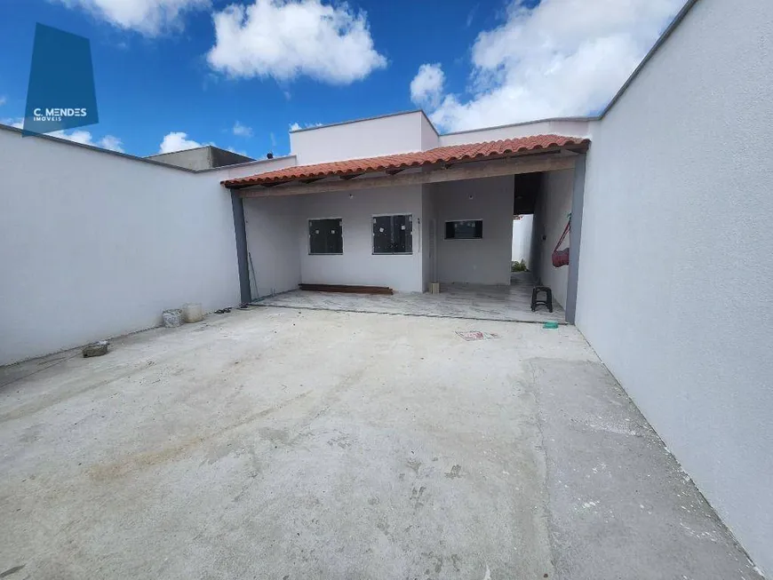 Foto 1 de Casa com 3 Quartos à venda, 116m² em Jardim das Oliveiras, Fortaleza