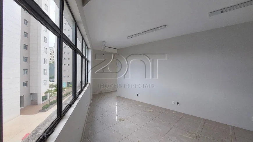 Foto 1 de Sala Comercial para alugar, 21m² em Vila da Serra, Nova Lima