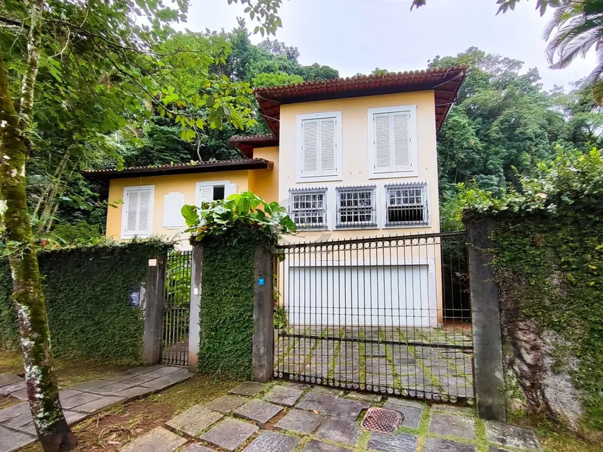 Foto 1 de Casa de Condomínio com 4 Quartos à venda, 367m² em Itanhangá, Rio de Janeiro