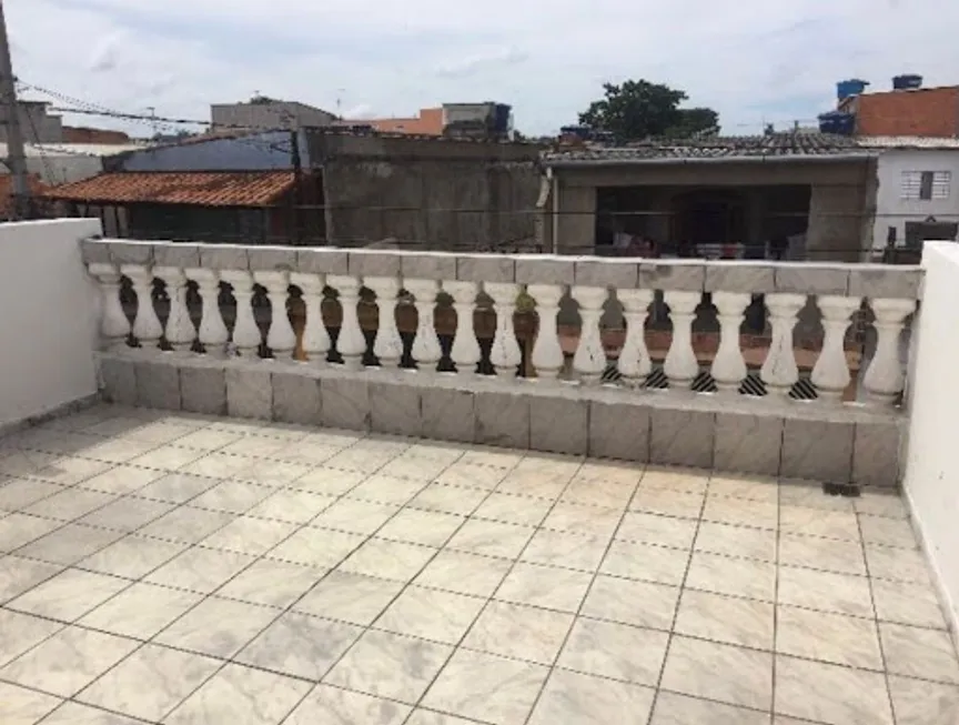 Foto 1 de Sobrado com 3 Quartos à venda, 195m² em Jardim Presidente Dutra, Guarulhos