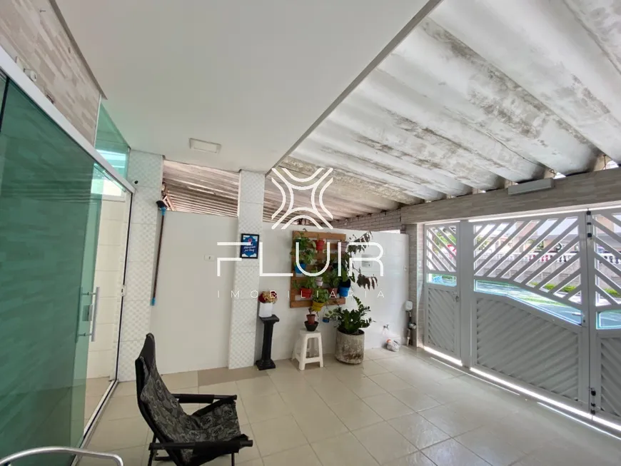Foto 1 de Casa com 2 Quartos à venda, 170m² em Vila Belmiro, Santos