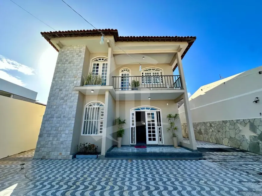 Foto 1 de Casa com 6 Quartos à venda, 420m² em Atalaia, Aracaju