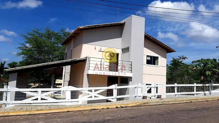 Foto 1 de Casa de Condomínio com 4 Quartos à venda, 250m² em Lagoa Nova, Natal