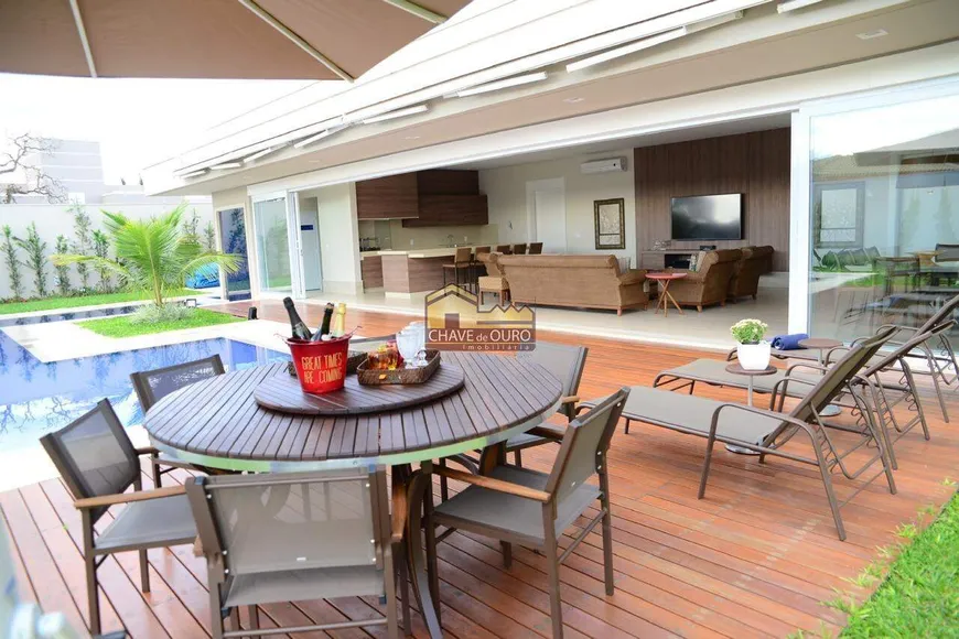 Foto 1 de Casa de Condomínio com 4 Quartos à venda, 668m² em Damha Residencial Uberaba I, Uberaba