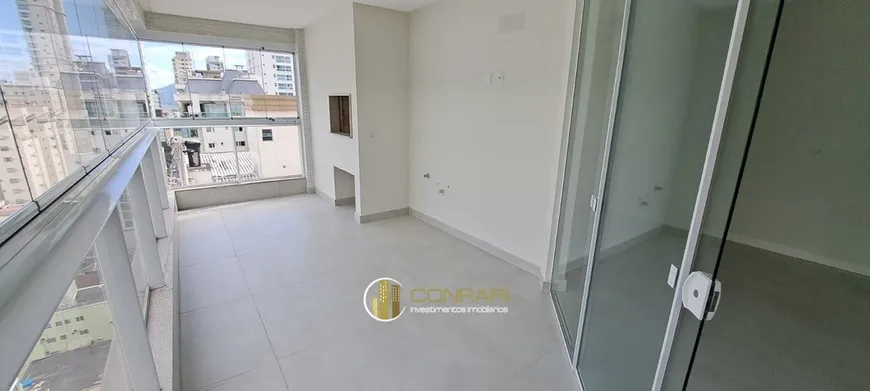 Foto 1 de Apartamento com 4 Quartos à venda, 198m² em Meia Praia, Itapema