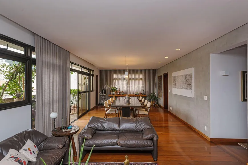 Foto 1 de Apartamento com 4 Quartos à venda, 268m² em Serra, Belo Horizonte