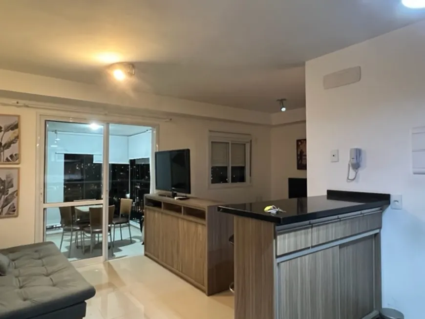 Foto 1 de Apartamento com 1 Quarto para alugar, 38m² em Bosque Maia, Guarulhos