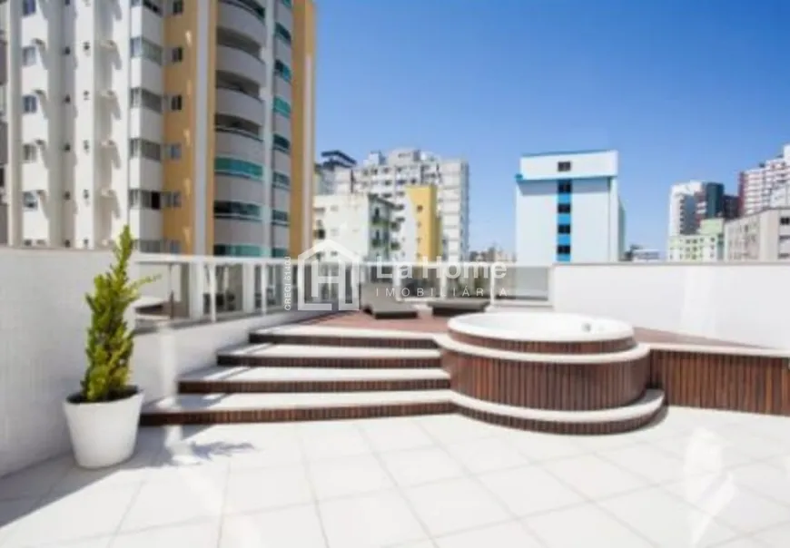 Foto 1 de Apartamento com 3 Quartos à venda, 132m² em Centro, Balneário Camboriú