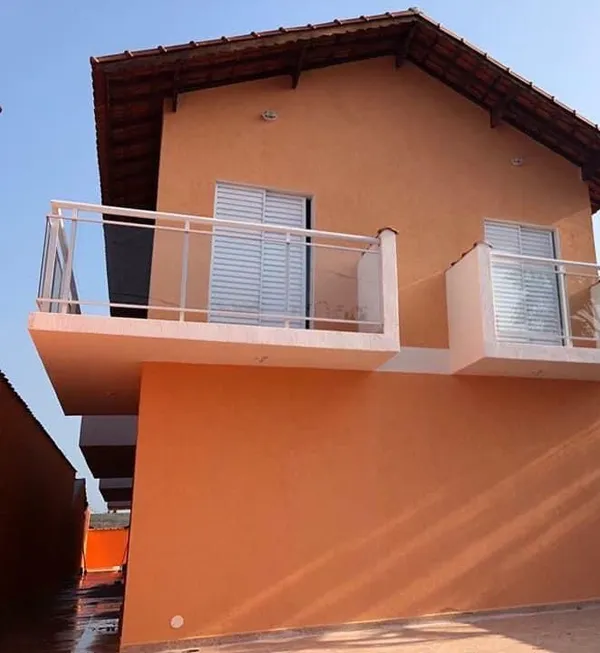 Foto 1 de Sobrado com 2 Quartos à venda, 65m² em Vila Atlântica, Mongaguá