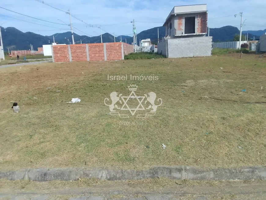 Foto 1 de Lote/Terreno à venda, 150m² em Centro, Caraguatatuba