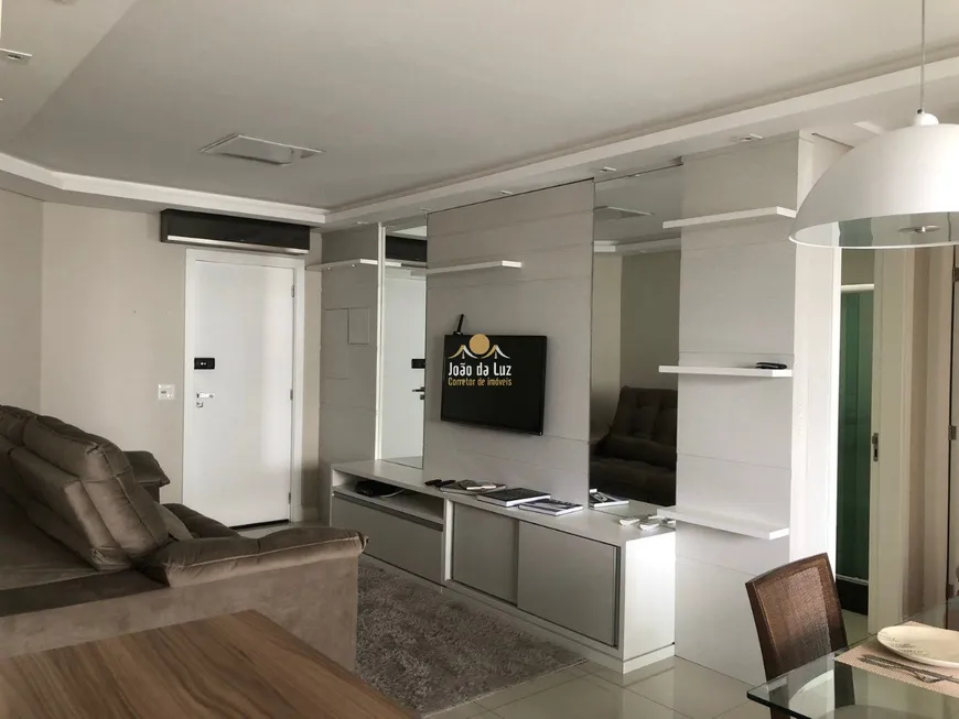 Foto 1 de Apartamento com 2 Quartos à venda, 75m² em Canasvieiras, Florianópolis