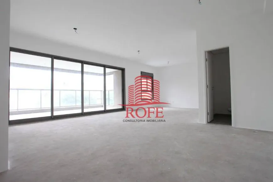 Foto 1 de Apartamento com 4 Quartos à venda, 186m² em Campo Belo, São Paulo