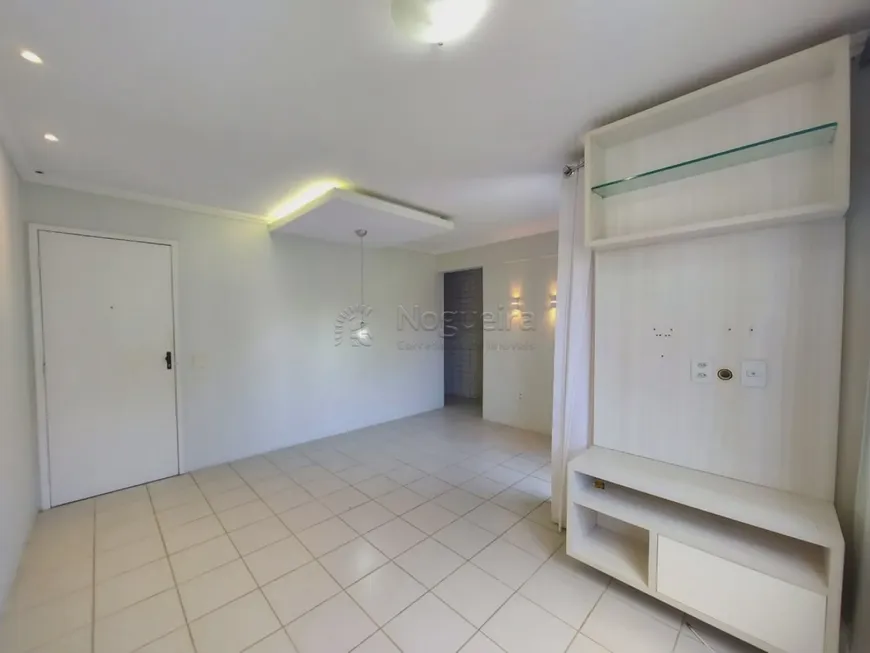 Foto 1 de Apartamento com 3 Quartos à venda, 66m² em Jaboatao, Jaboatão dos Guararapes