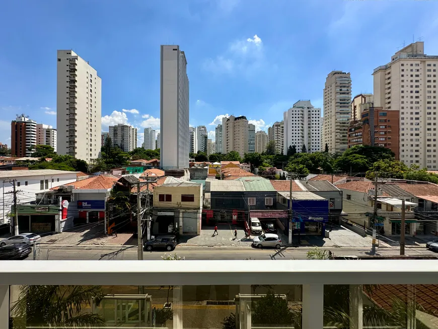 Foto 1 de Sala Comercial para alugar, 32m² em Campo Belo, São Paulo