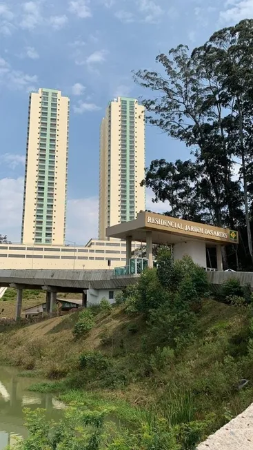 Foto 1 de Apartamento com 4 Quartos à venda, 132m² em Vila Bonfim, Embu das Artes