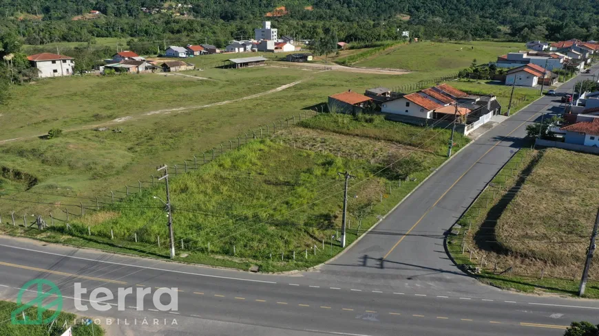 Foto 1 de Lote/Terreno à venda, 595m² em Warnow, Indaial